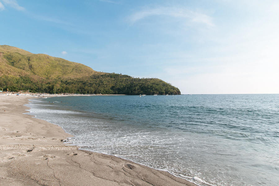 RedDoorz Hostel @ Megans Paradisio Beach Resort