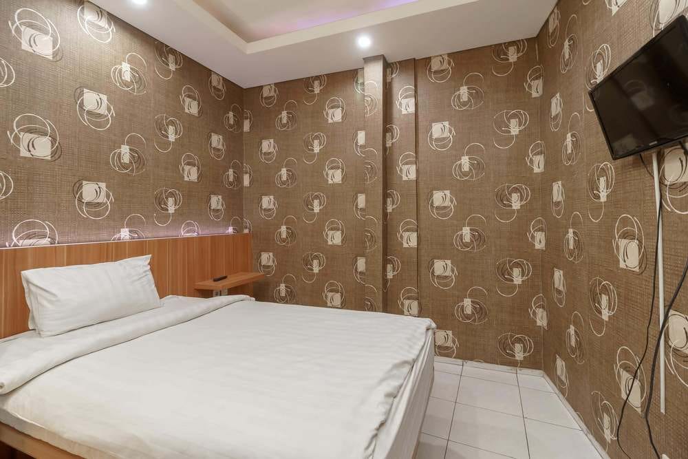 SALE Room