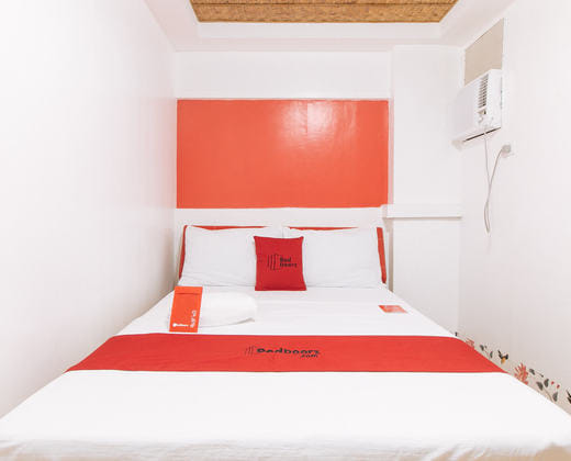 RedDoorz @ DBuilders Rooms Ph1 Taguig