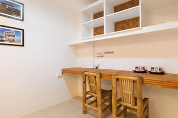 RedDoorz @ DBuilders Rooms Ph1 Taguig