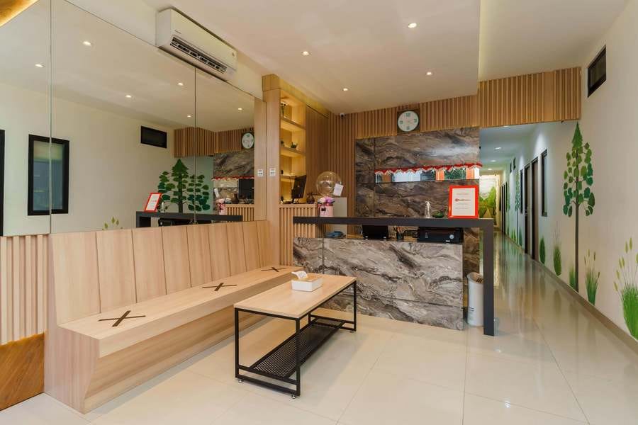 RedDoorz near Seasons City Mall 3