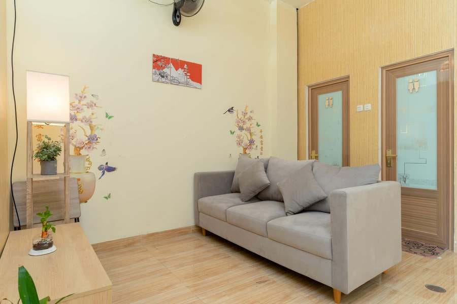 RedDoorz Plus near RS Royal Taruma Grogol