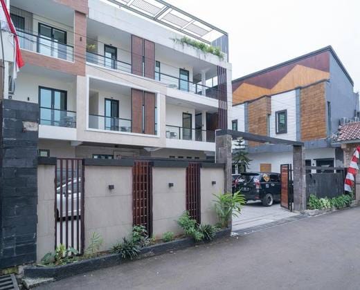 Yayah Rooms Bogor Syariah RedPartner