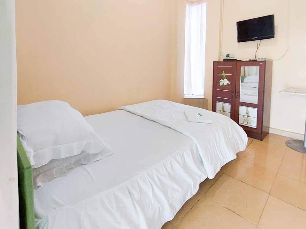 Single Room without A/C
