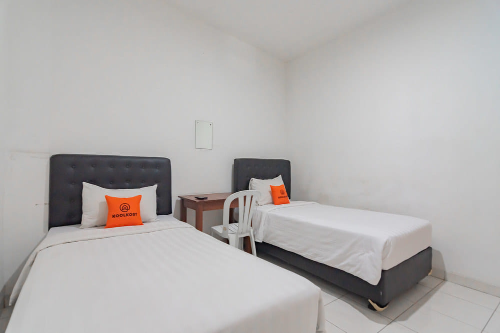 Twin room without A/C