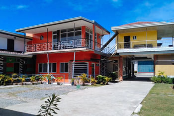 RedDoorz @ EM Pensiontel Butuan City
