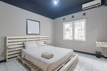 RedDoorz near Exit Toll Pasteur 5