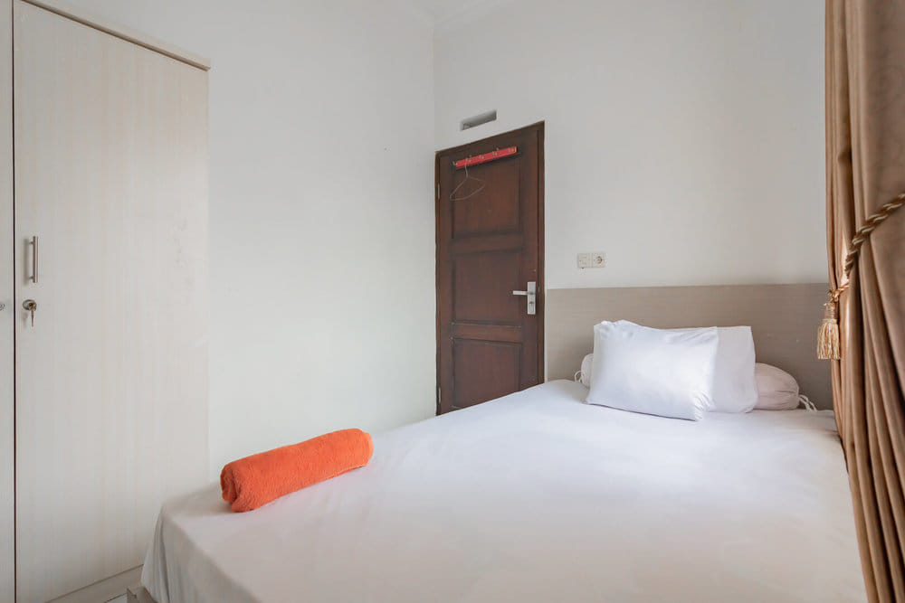 Standard Room with Sharing Bathroom