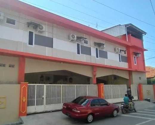 RedDoorz Syariah near Transmart Tegal