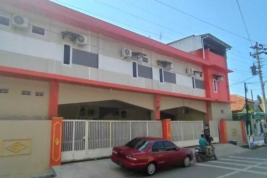 RedDoorz Syariah near Transmart Tegal