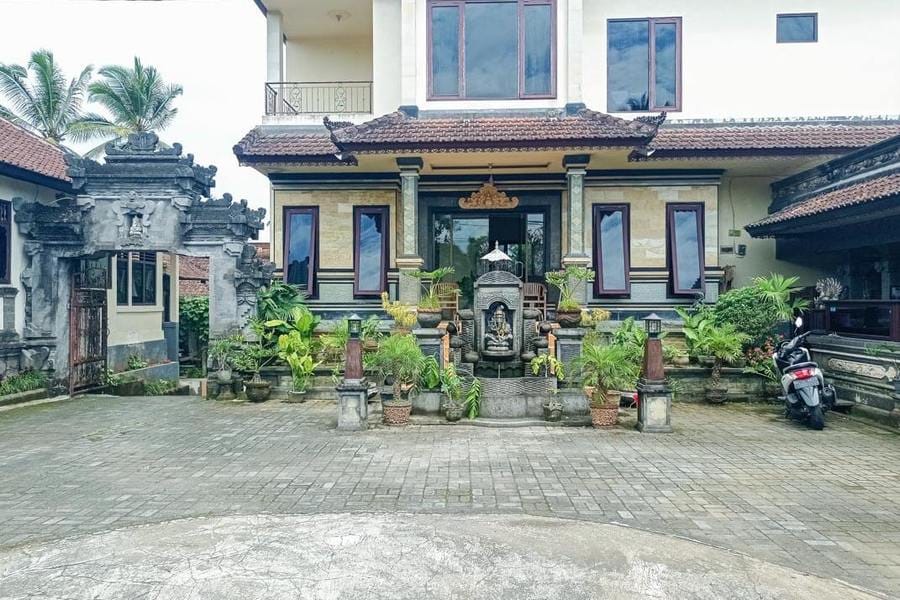 Hotel Mawar Sari RedPartner