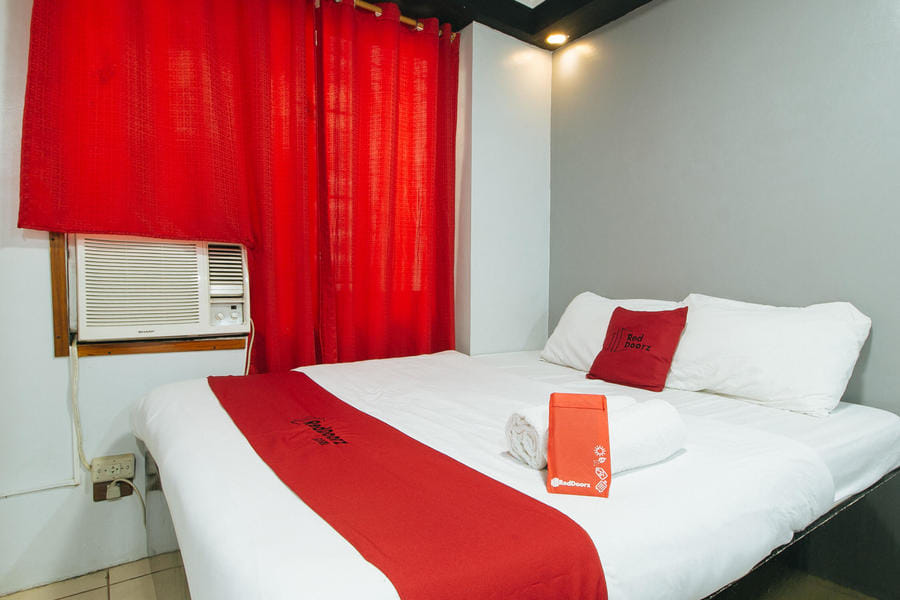 RedDoorz @ Good 101 Quiricada Manila