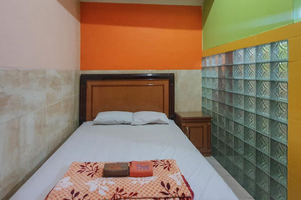 Standard Room with Sharing Bathroom