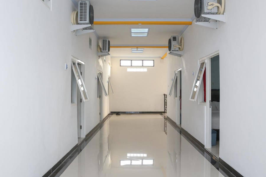 RedDoorz Syariah near Suncity Mall Madiun