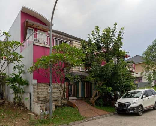 d'H Mansion La Rosa Syariah Sentul RedPartner