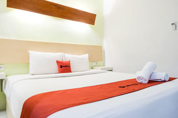 RedDoorz Plus @ Sunrise Hotel Sanur