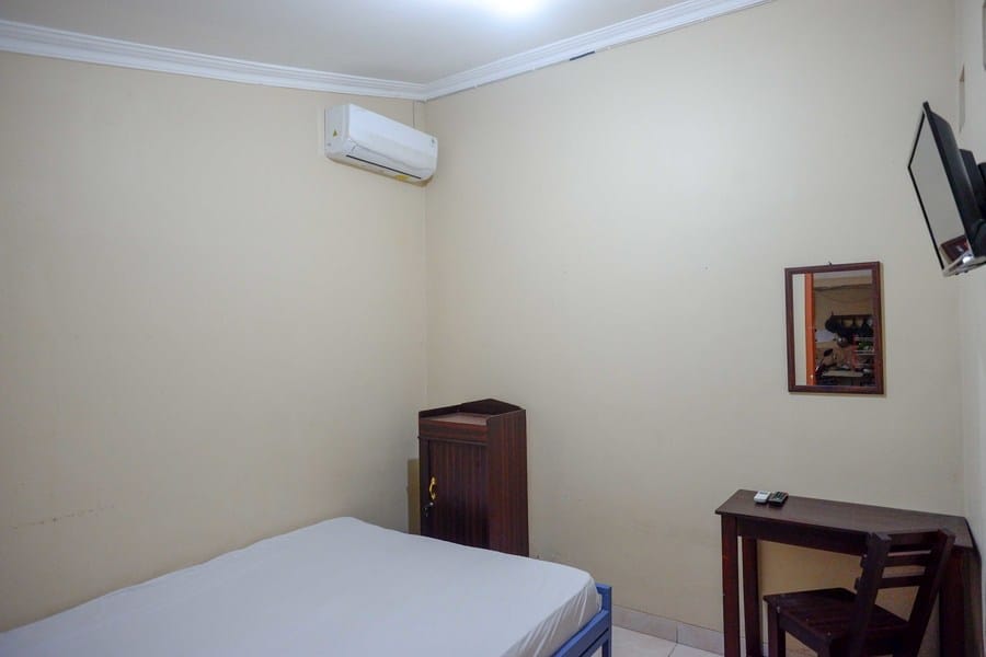 KoolKost Male near Fakultas Teknik UGM (Minimum Stay 6 Nights)
