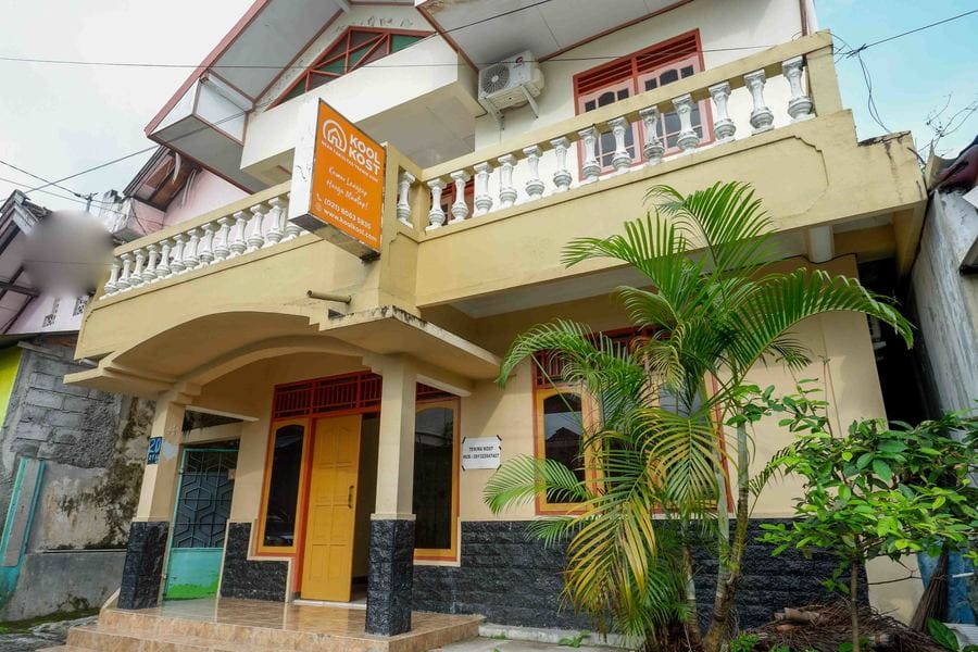 KoolKost Male near Fakultas Teknik UGM (Minimum Stay 6 Nights)