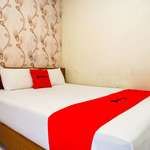 RedDoorz Plus @ Jalan Parangtritis 2