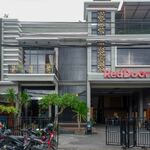 RedDoorz Plus near Amplaz Yogyakarta