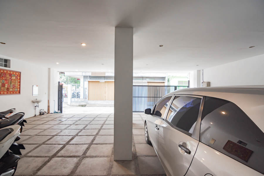 RedDoorz near Exit Toll Moh Toha