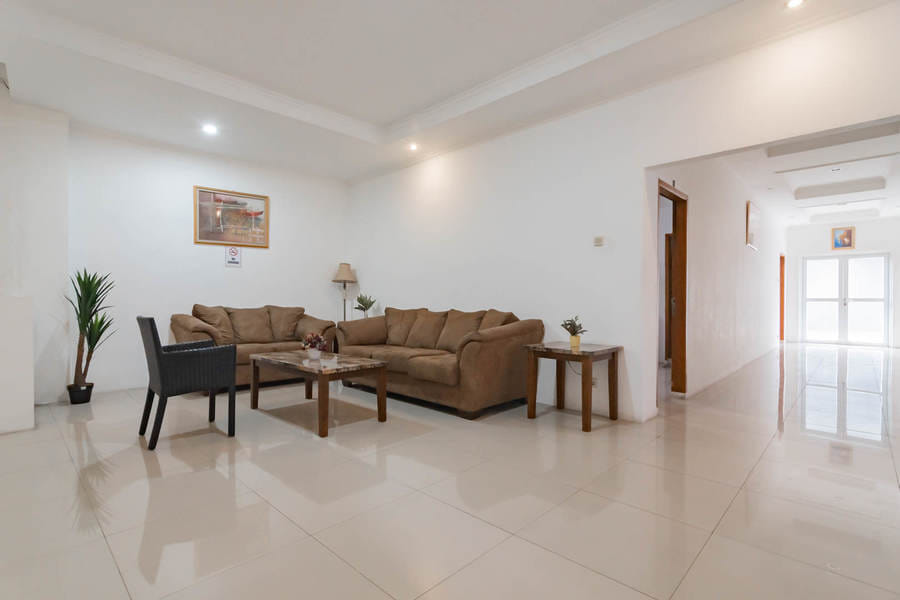 RedDoorz near Exit Toll Moh Toha