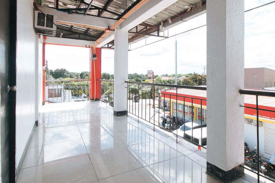 RedDoorz @ Shukran Rentals OPC Pampanga