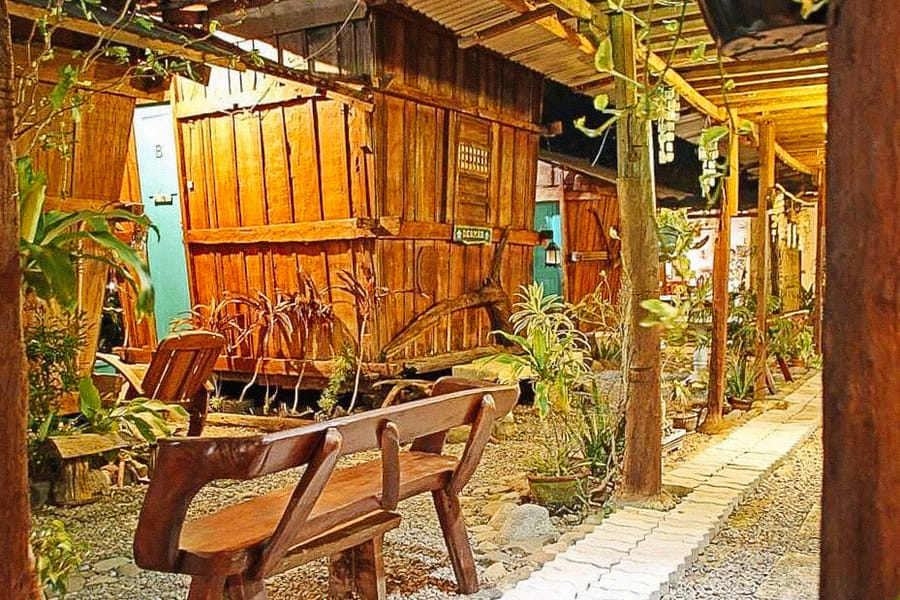 RedDoorz Hostel @ Deomar Hometel and Farm Cafe Vigan Ilocos