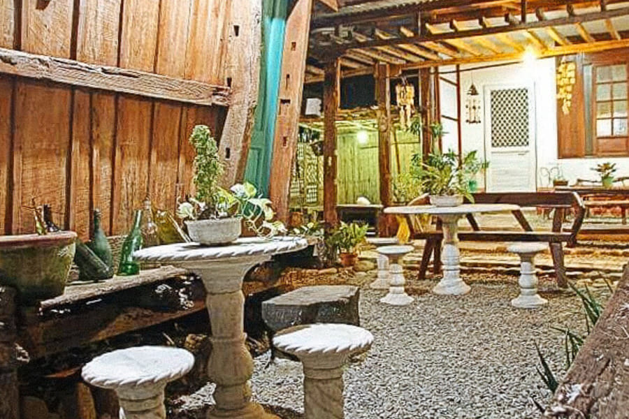 RedDoorz Hostel @ Deomar Hometel and Farm Cafe Vigan Ilocos