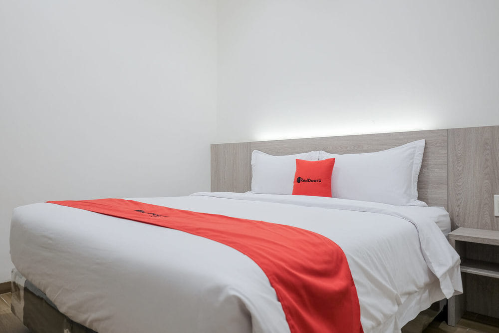 RedDoorz Suite