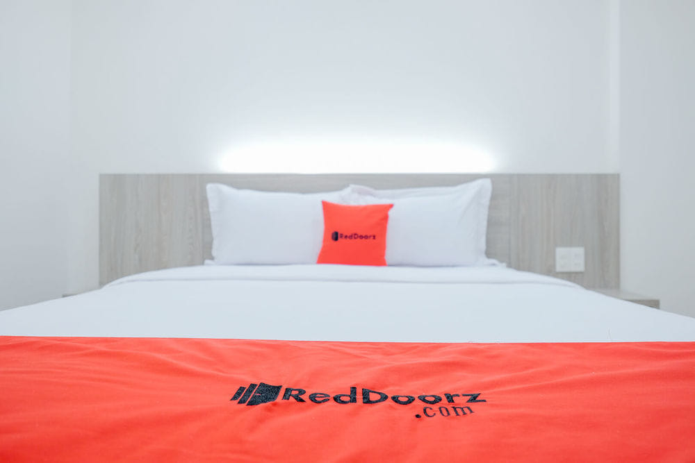 RedDoorz Premium