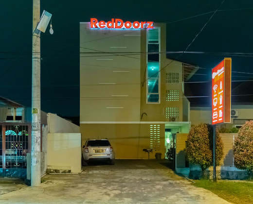 RedDoorz @ Joyce Guest House Medan