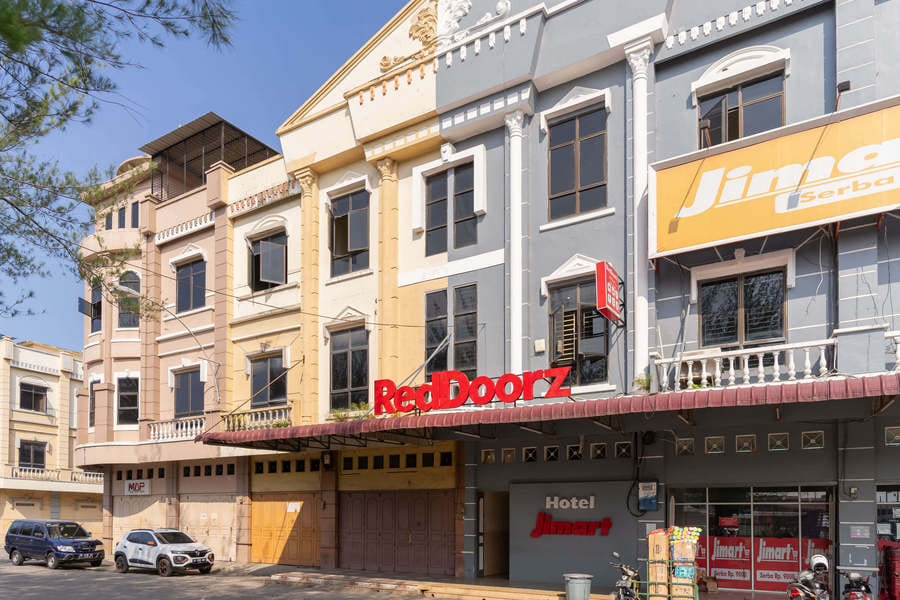 RedDoorz @ Komplek MMTC Deli Serdang