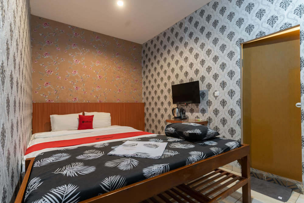 RedDoorz Suite
