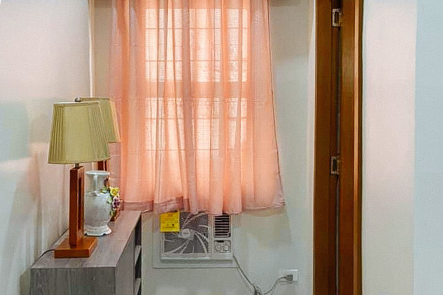 Leonilas Travellers Inn by RedDoorz