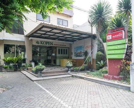 Urbanview Hotel de Kopen Malang by RedDoorz