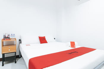 RedDoorz @ Catalina Pension House