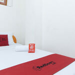 RedDoorz @ Malibu Rooms BF International Las Pinas