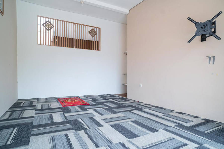 RedDoorz Syariah near Kota Cinema Mall Jatiasih