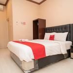 RedDoorz Syariah near Lippo Plaza Sidoarjo