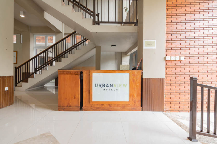 Urbanview Hotel Syariah Insani Cisarua Puncak