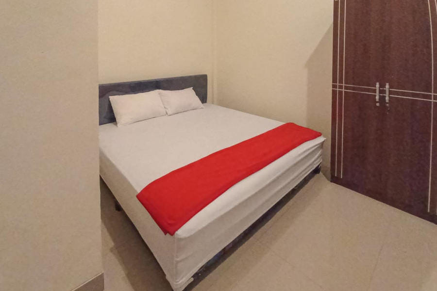 RedDoorz Syariah near Sentani City Square