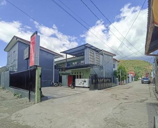 RedDoorz @ Waena Jayapura