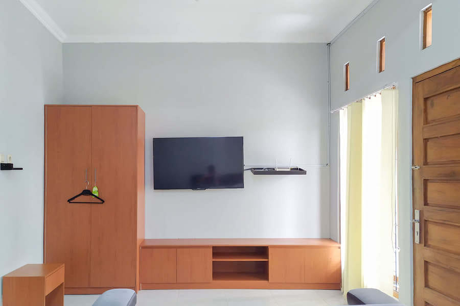 Omah Leren RedPartner near Gembiraloka Zoo Yogyakarta