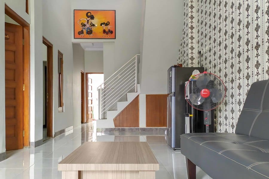 Omah Leren RedPartner near Gembiraloka Zoo Yogyakarta