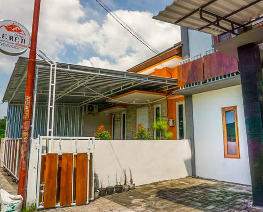 Omah Leren RedPartner near Gembiraloka Zoo Yogyakarta