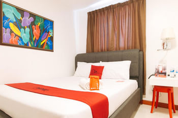 RedDoorz @ Guest Hotel Passi City Iloilo