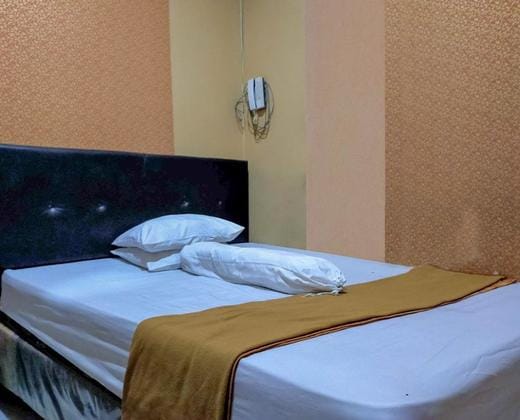 Hotel Fikry Toli Toli