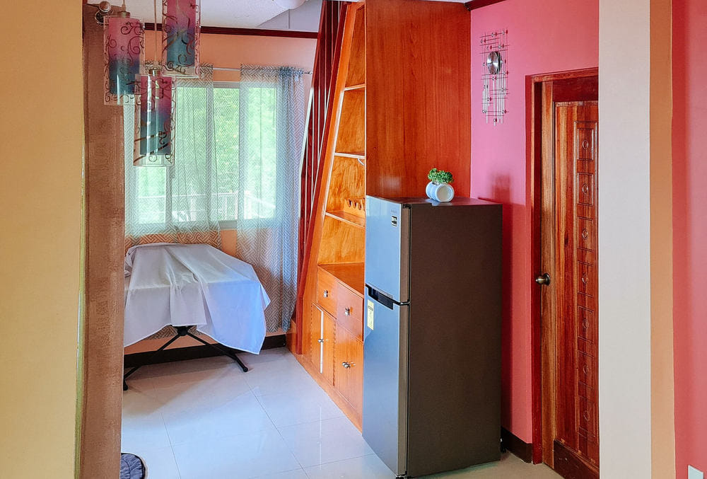 RedDoorz Family Room