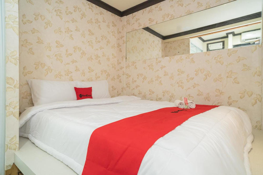 RedDoorz Room